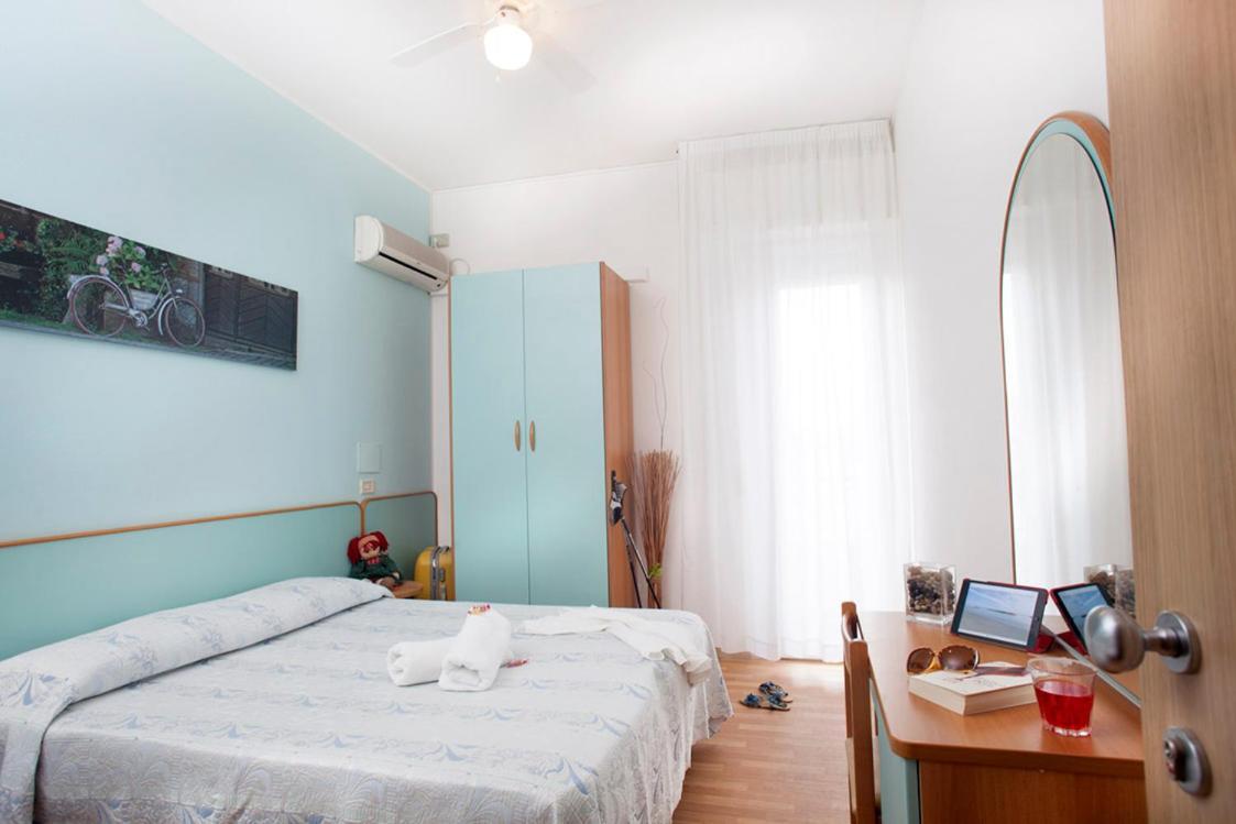Hotel Villa Perazzini Rimini Esterno foto