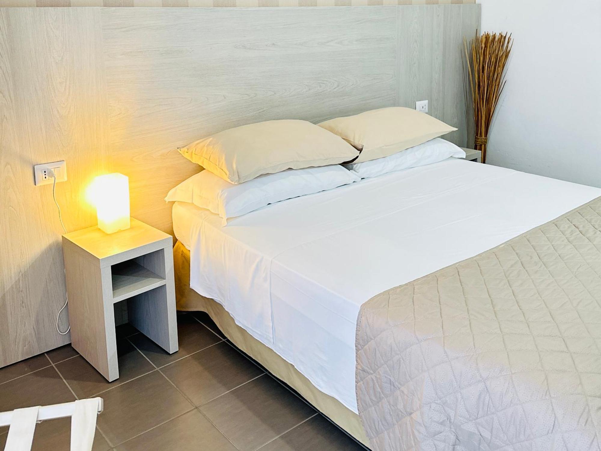 Hotel Villa Perazzini Rimini Esterno foto